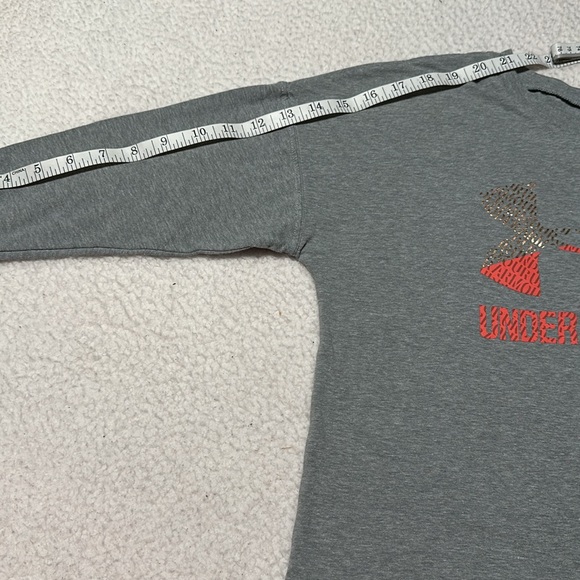 Under Armour Oversized Girls L/S Gray Tee, GUC, Size XS - Picture 8 of 10